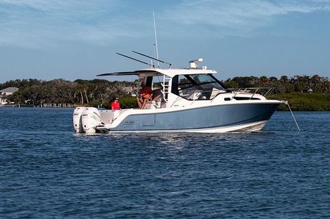 Boston Whaler 325 Conquest 2024  Miami FL for sale
